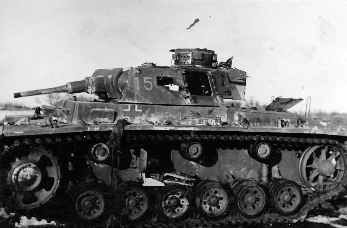 Танк PZ 3. PZ III 1941. Подбитый танк PZ-3. Немецкий танк PZ 3.