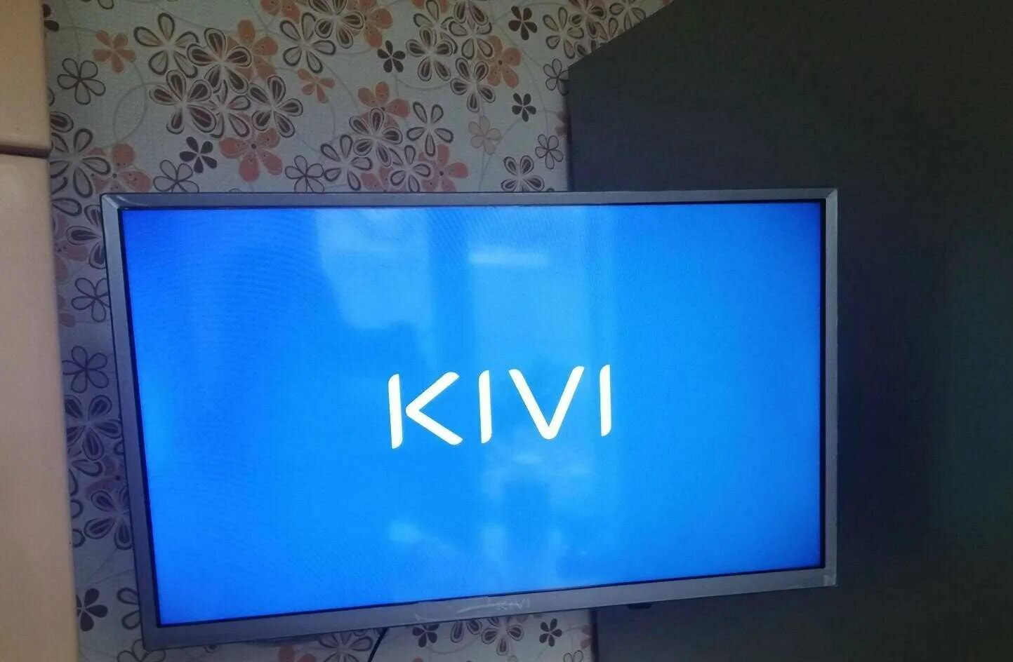 Телевизор киви заводские настройки. Телевизор киви 43. Телевизор kivi 32hr50gr. Телевизор киви заводские настройки. Заводские настройки телевизора дексп.