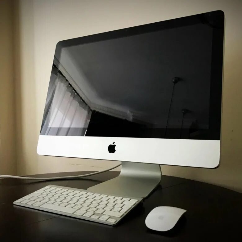 Apple 21.5. Эпл аймак 21.5. Моноблок эпл 21.5. IMAC 21.5 2019.