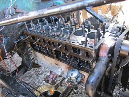Двигатель газ 52