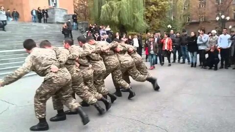 Армянски танцуем