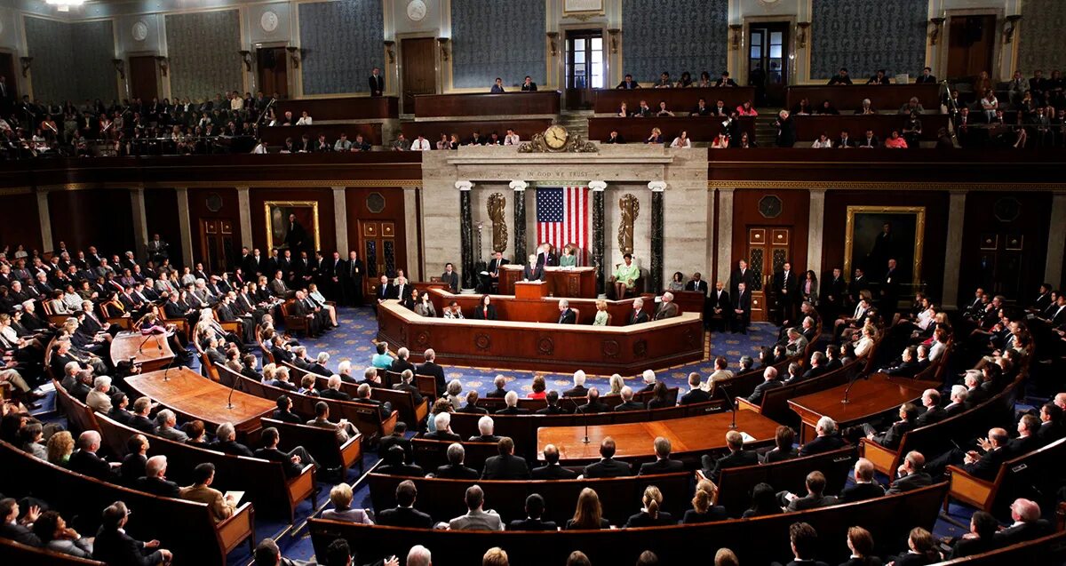 Палата представителей сша приняла. Конгресс США Сенат и палата представителей. Зал конгресса США. Вашингтон Сенат. Зал заседаний Сената США.