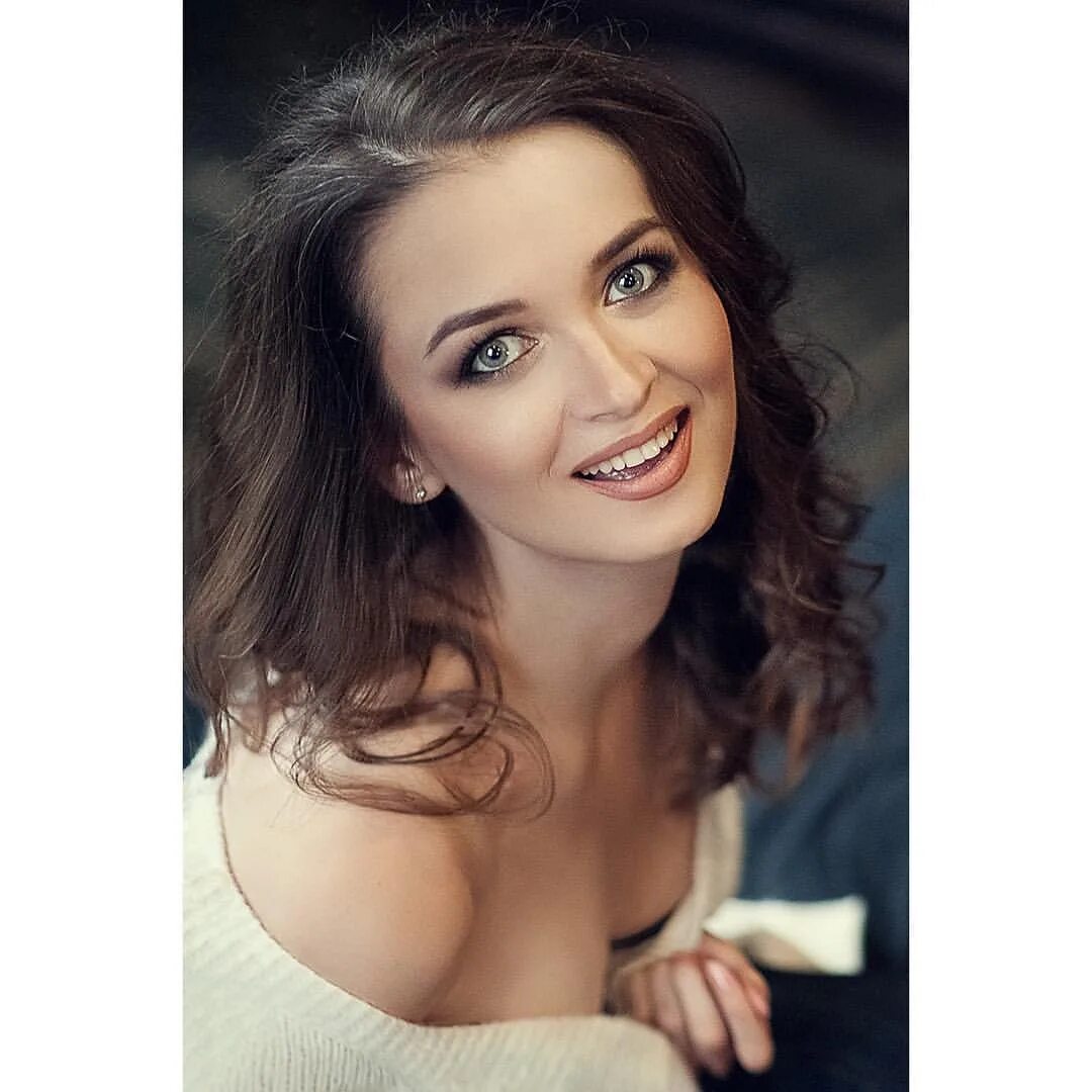 "ропий алиса" москва. Алиса борисова. Магазин одежды elis в москве. Магазины одежды элис в москве. Магазин элис коммунистическая 17.