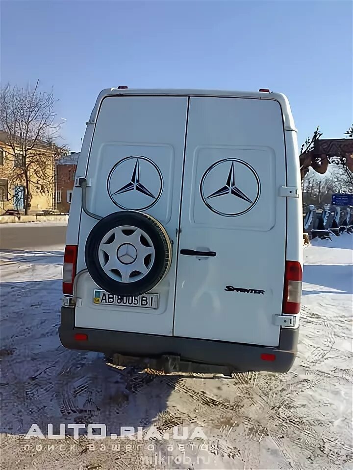 Крепление запасного колеса Mercedes Sprinter 907. Запаска Мерседес Спринтер. Мерседес Спринтер 906 гнездо электропитания 12 вольт. Крепление запасного колеса на Мерседес Спринтер Дельфин 2012 года.