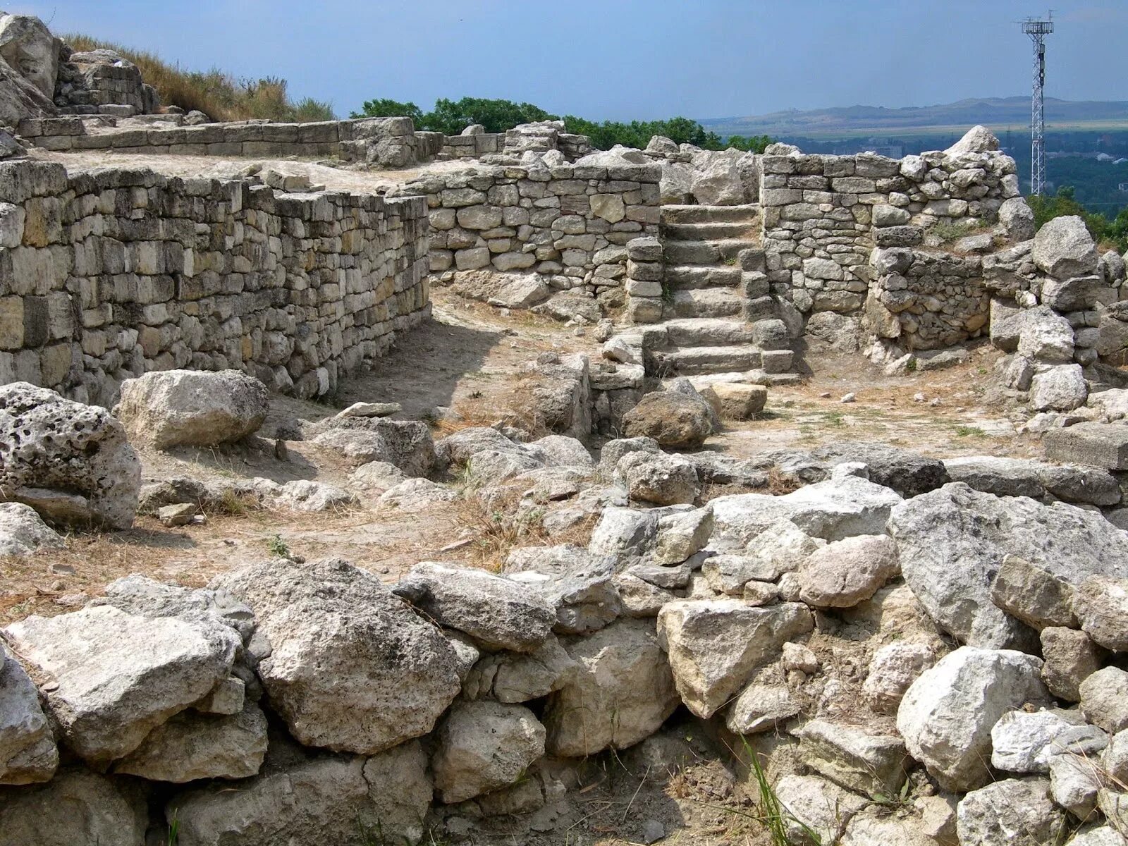 Городище пантикапей керчь. Городище пантикапей керчь. Руины пантикапея керчь. Пантикапей город сейчас. Пантикапей керчь.