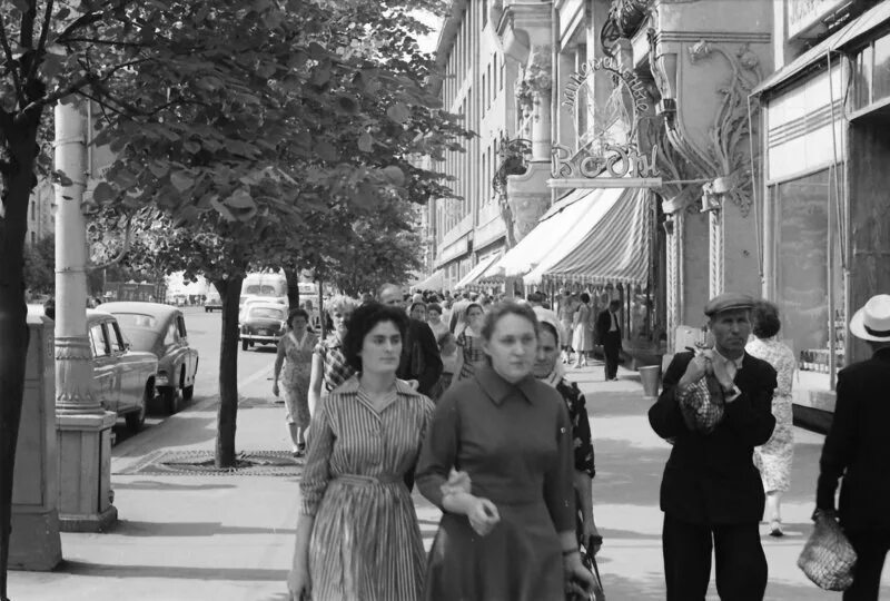 Париж 1960-х. Московский авиационный институт 20 век. Париж 1950-е. Фото 60-х годов ссср. Сша 1940-е.