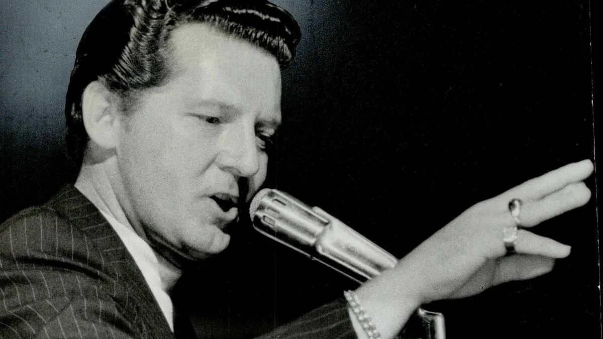 Джерри ли льюис лучшие. Jerry lee lewis. jerry lee lewis молодой. jerry lee lewis фото. джерри ли льюис на концерте.