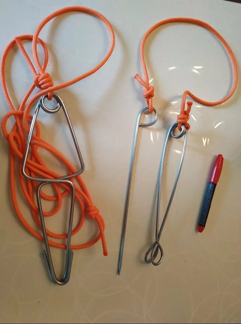 Кукан из спицы. Трос 2,5 м, d-1,5 мм, 5 карабинов n-ftaf-301. Кукан для щуки. Карабин для кукана. Самодельный кукан для рыбы.
