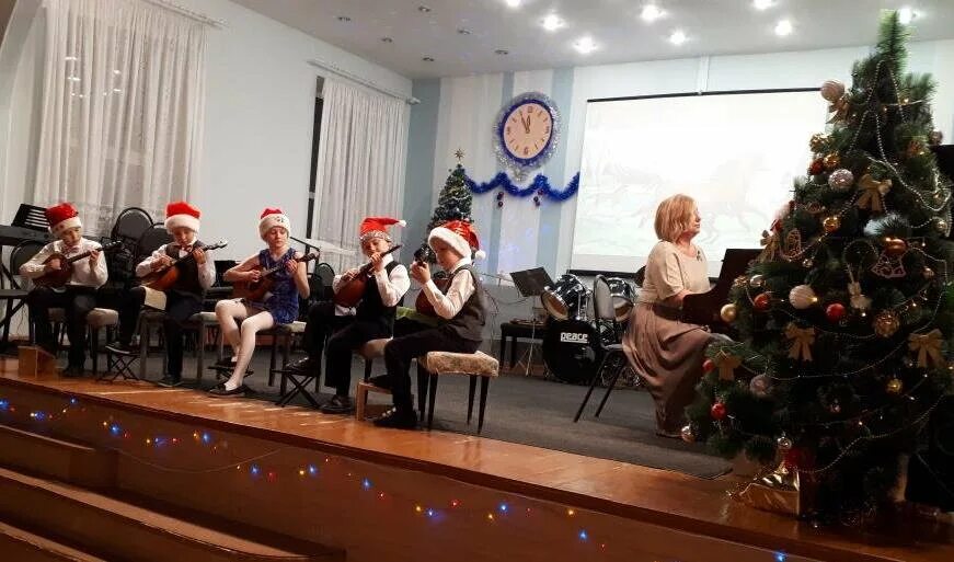 ансамбль пианистов. музыкальная школа лысьва 2001. детская музыкальная школа 1 пермь. детская школа искусств лысьва. горнозаводска пермский край.