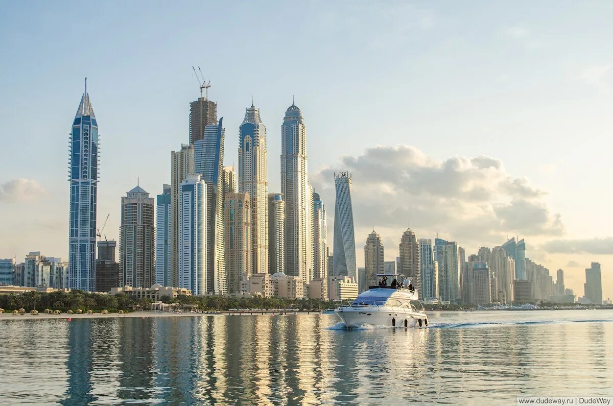 найти дубае. дубай небоскребы снизу. оаэ атлантис дубай. столица эмиратов абу-даби. дубай сити тейлор.