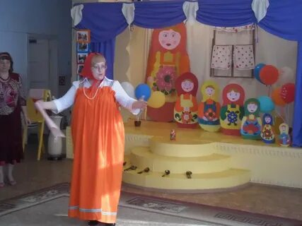 Выход воспитателя