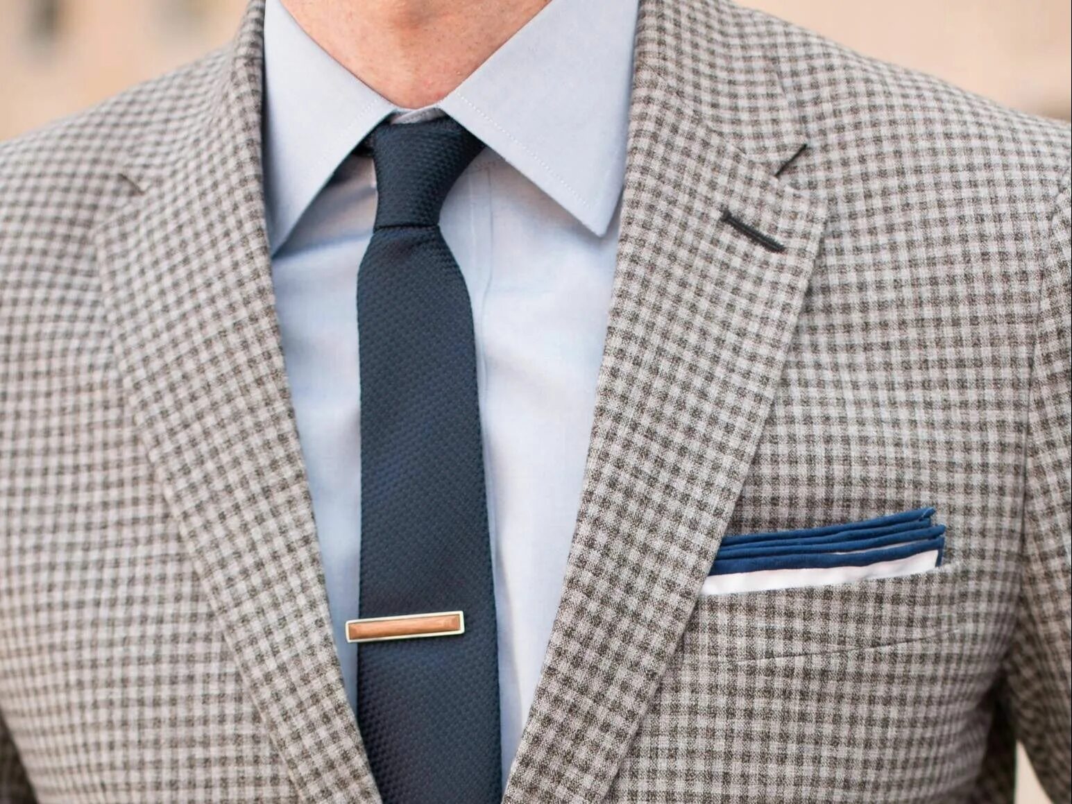Галстук. Вязаный галстук мужской. Ткань для галстука.