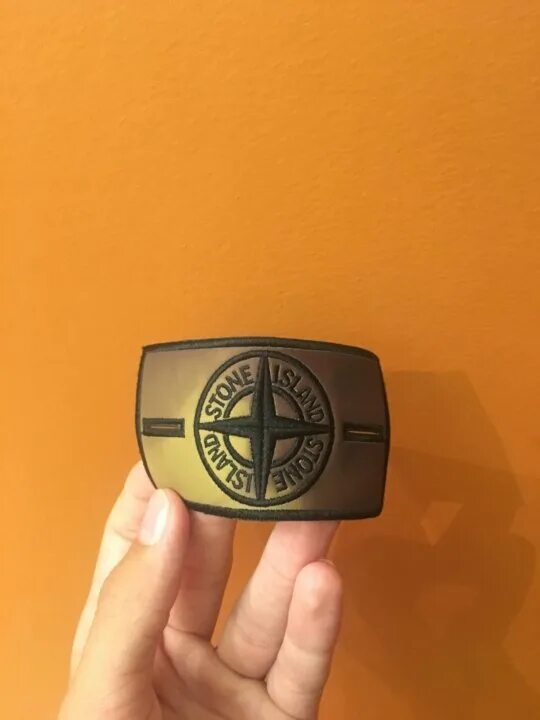 футбольные патчи stone island. белый патч стон айленд. патч стон айленд меняющий цвет от температуры. термо патч stone island зеленый. оригинальный термо патч.