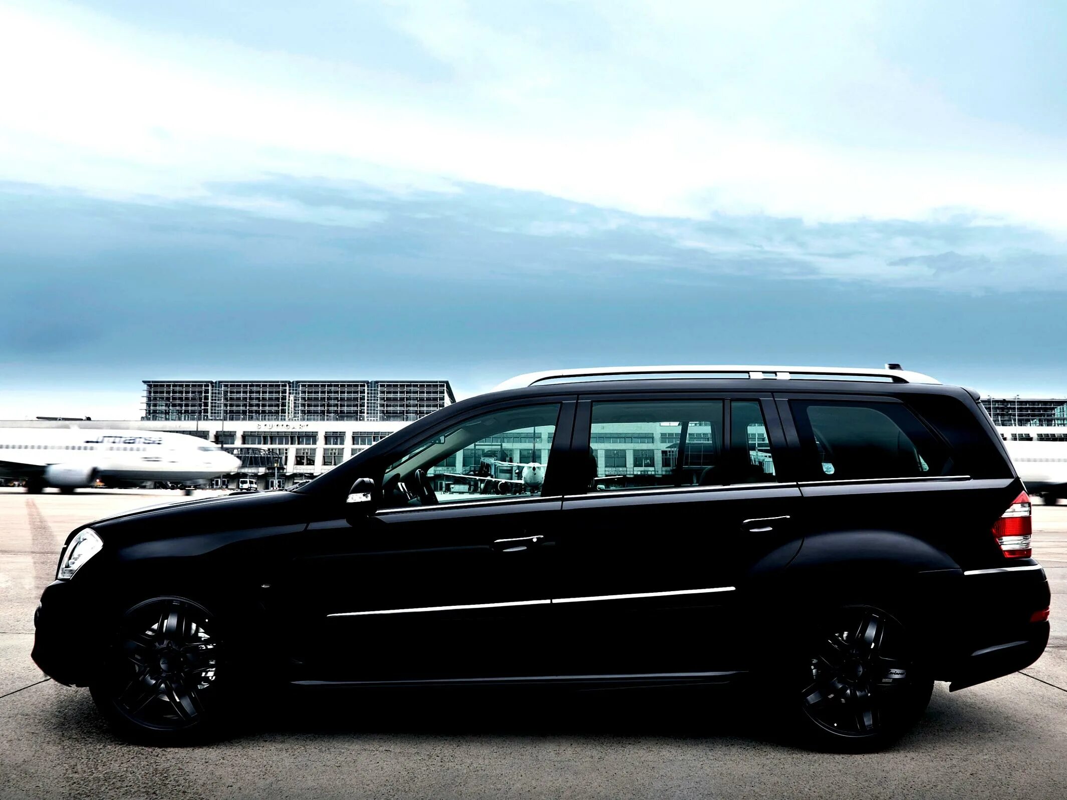 Диски gl 164. Mercedes gl x164. mercedes gl 164. мерседес gl 164 amg. gl x164 black.