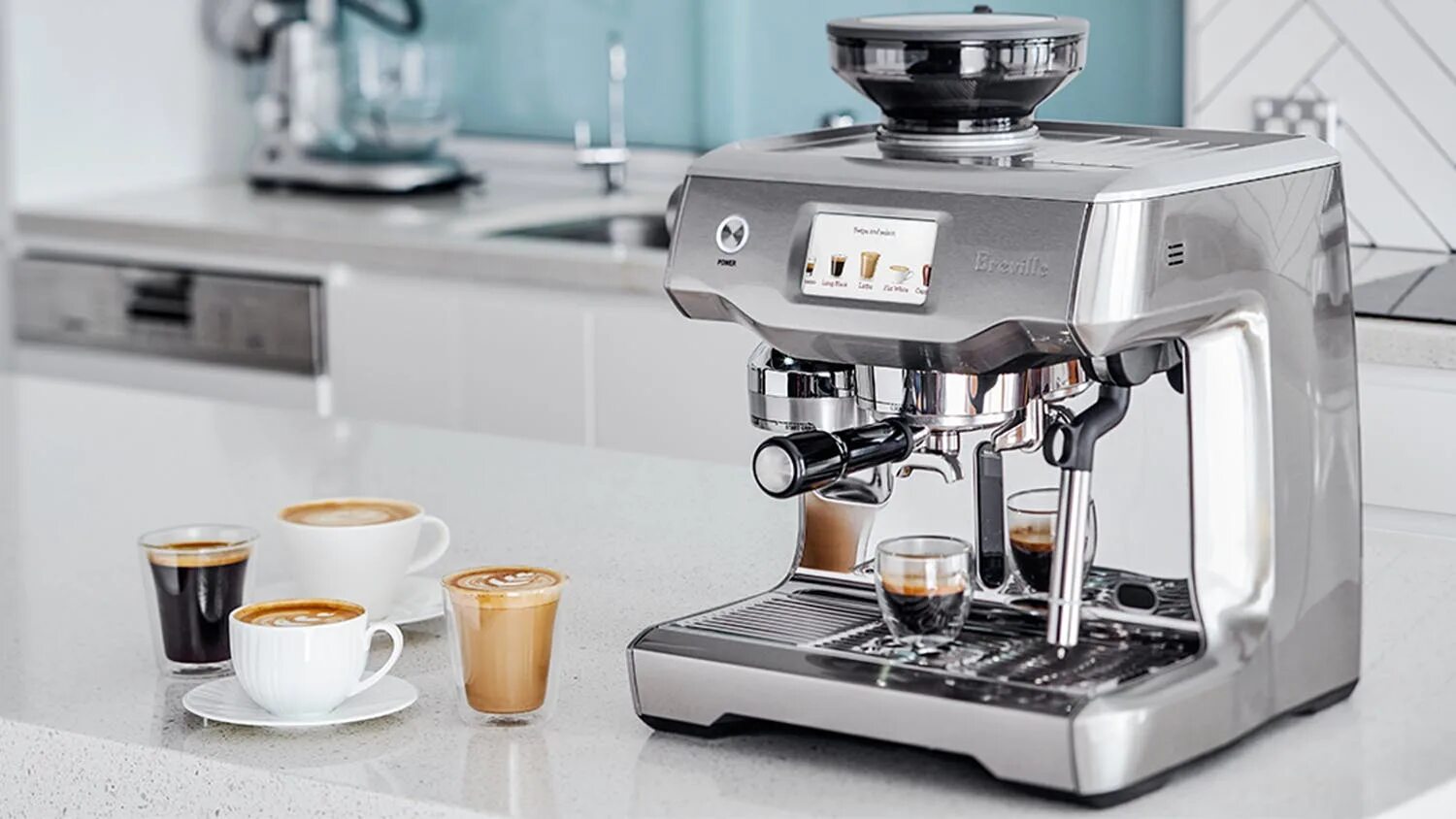 Super automatic. Лучшие кофемашины 2021. Espresso maker кофемашина ручная. Кофемашина с капучинатором. Кофемашина рожковая профессиональная.