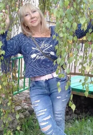 Лена 46 лет адлер. Дамы из адлера. Одинокие женщины в адлере. Женщины сочи. Девушки в адлере для встреч.