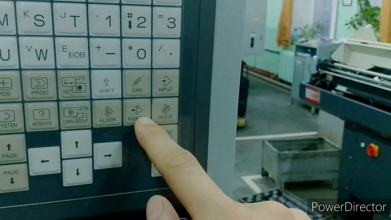 G42 Fanuc токарный. G41 g42 в токарном станке ЧПУ Fanuc. Привязка инструмента на токарном станке с ЧПУ Fanuc. Стойка Fanuc 0i-td.