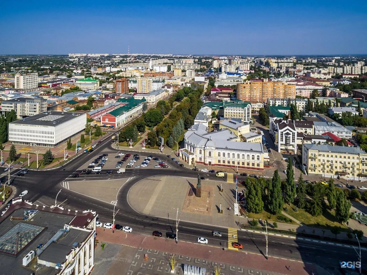 Городские телефоны тамбова. Городской округ город Тамбов. Современный Тамбов. Тамбов центр. Тамбов с высоты птичьего полета Соборная площадь.