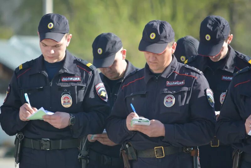 Полиция какое учреждение. Полицейские подразделения. Подразделения милиции. Форма подразделений полиции. Форма российских полицейских подразделений.