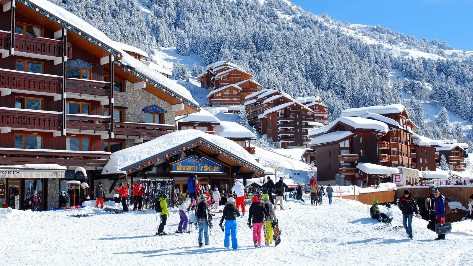 Авориаз горнолыжный курорт. Avoriaz франция горнолыжный курорт. La clusaz горнолыжный курорт. Овернь - рона - альпы горнолыжный курорт. Швейцария куршевель горнолыжный курорт.