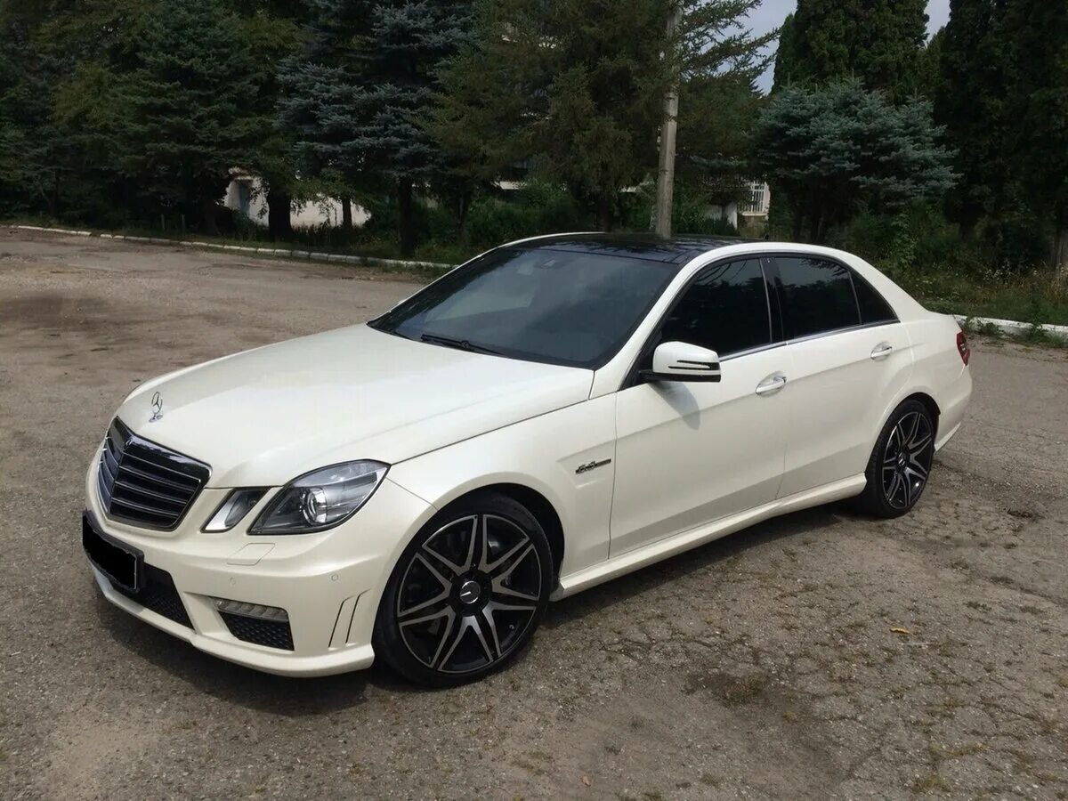 Мерседес е 200 2012. Mercedes w212 amg белый. мерседес е класс амг 2011. mercedes e w212 белый. мерседес бенц е 212 амг.