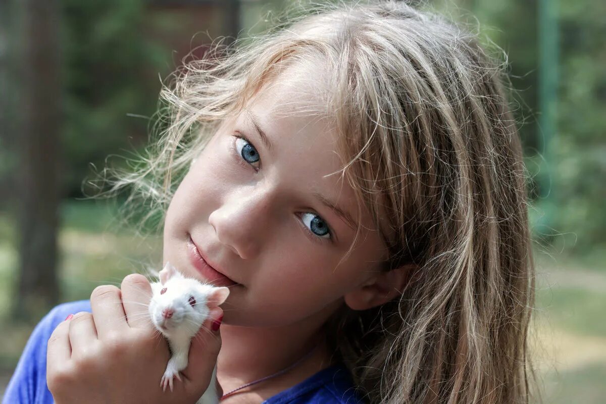 юлия горохова муром. девочка блондинка. маленькие блондинки. девочка улыбается. ребенок девочка.