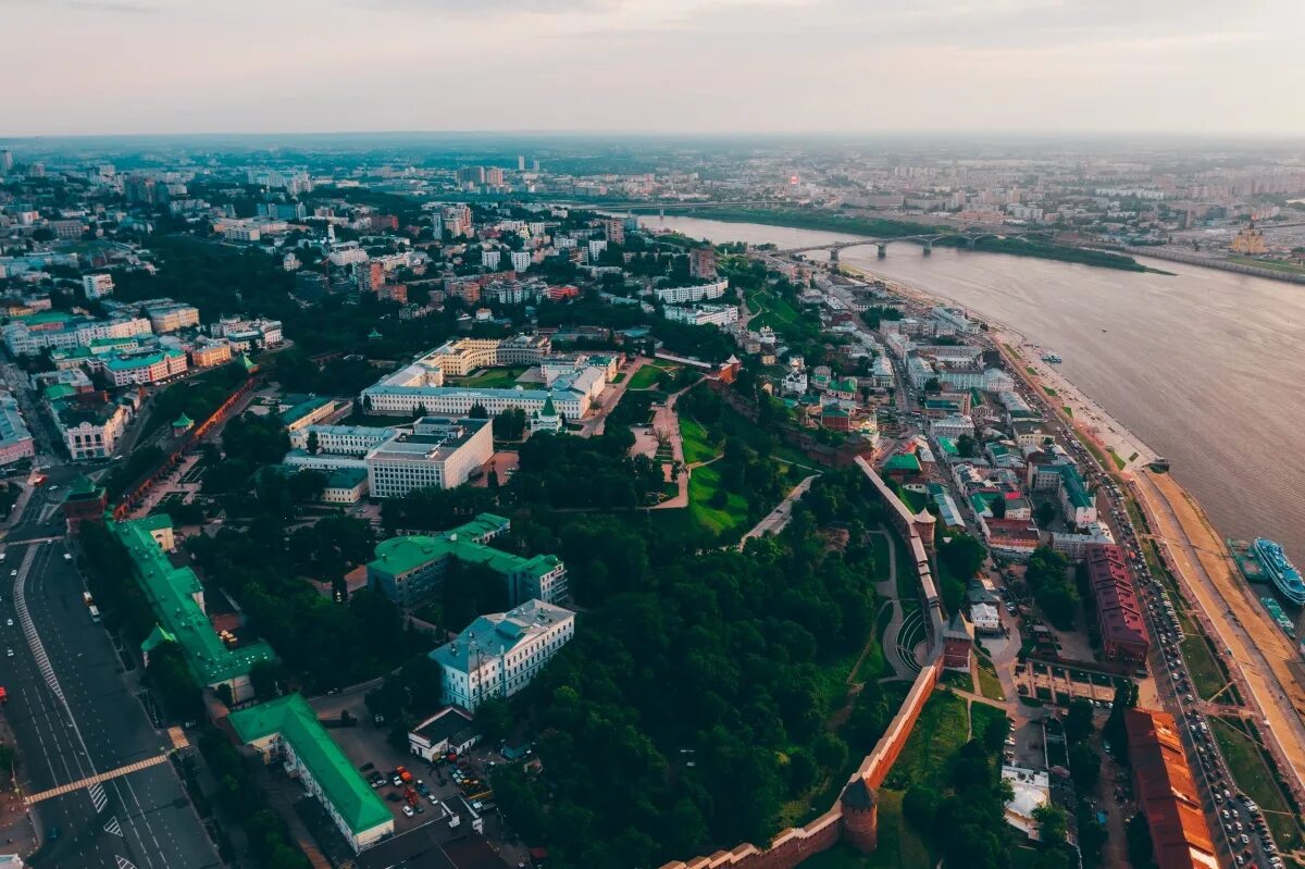 Нижний Новгород с высоты птичьего полета. Нижегородский район с высоты птичьего полета. Нижегородский Кремль Нижний Новгород с высоты. Нижегородский Кремль Нижний Новгород сверху.