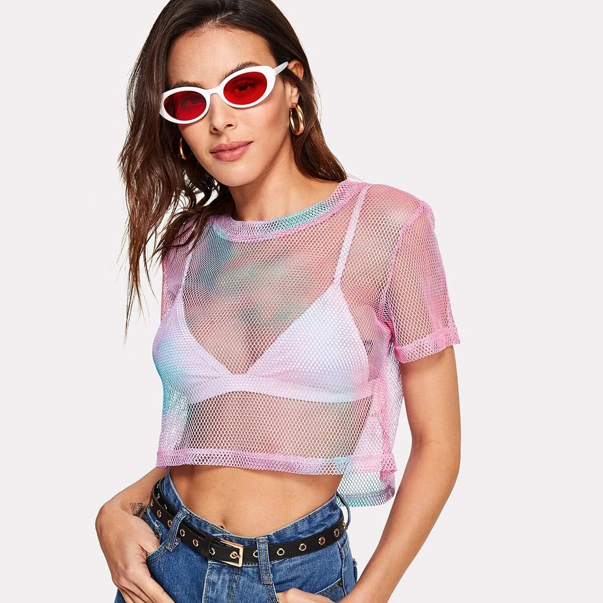 женская грудь в топе. девушка в топе. женский бюстгальтер без косточек. топы без бюстгальтера. женский бюстгальтер топ.