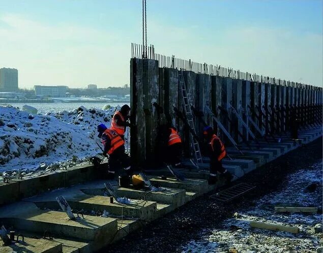 Набережная Благовещенск 2024. Берегоукрепление реки Амур. Протяженность набережной в Благовещенске. Строительство набережной реки Амур 2022. Население благовещенска 2024