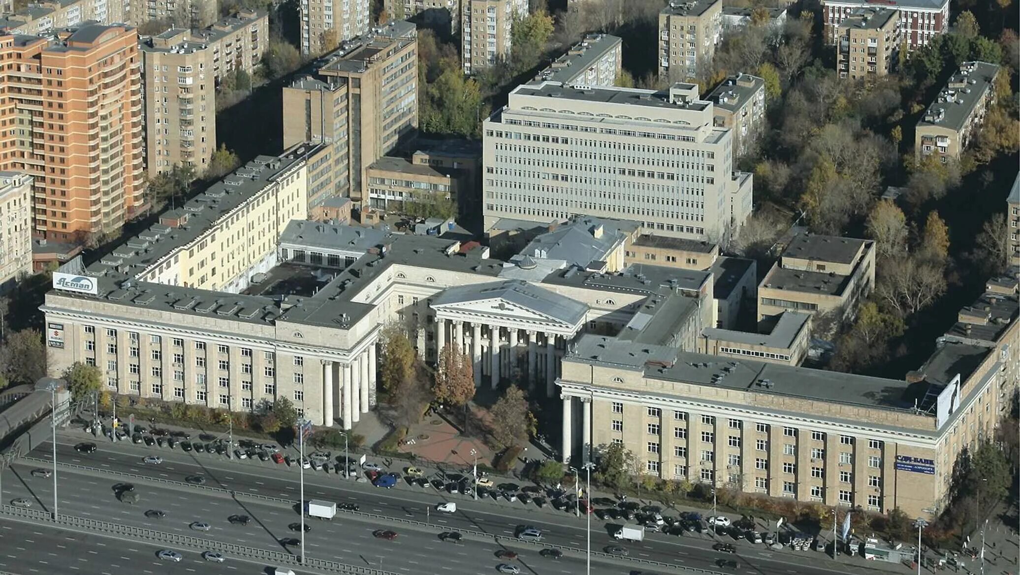 Мади метро. Московский университет мади. автодорожный университет москва мади. мади университет внутри. мади здание.