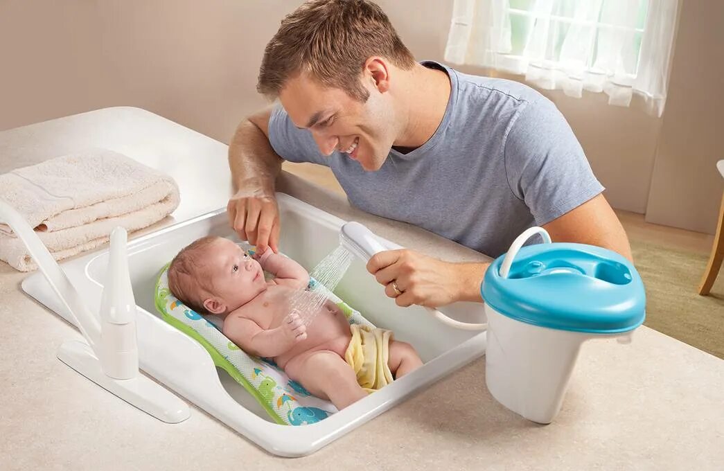 Ванночка для детей. Ванночка для новорожденных. Для купания новорожденных. Купание новорожденного ребенка в ванночке.
