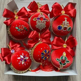 4 елочные игрушки