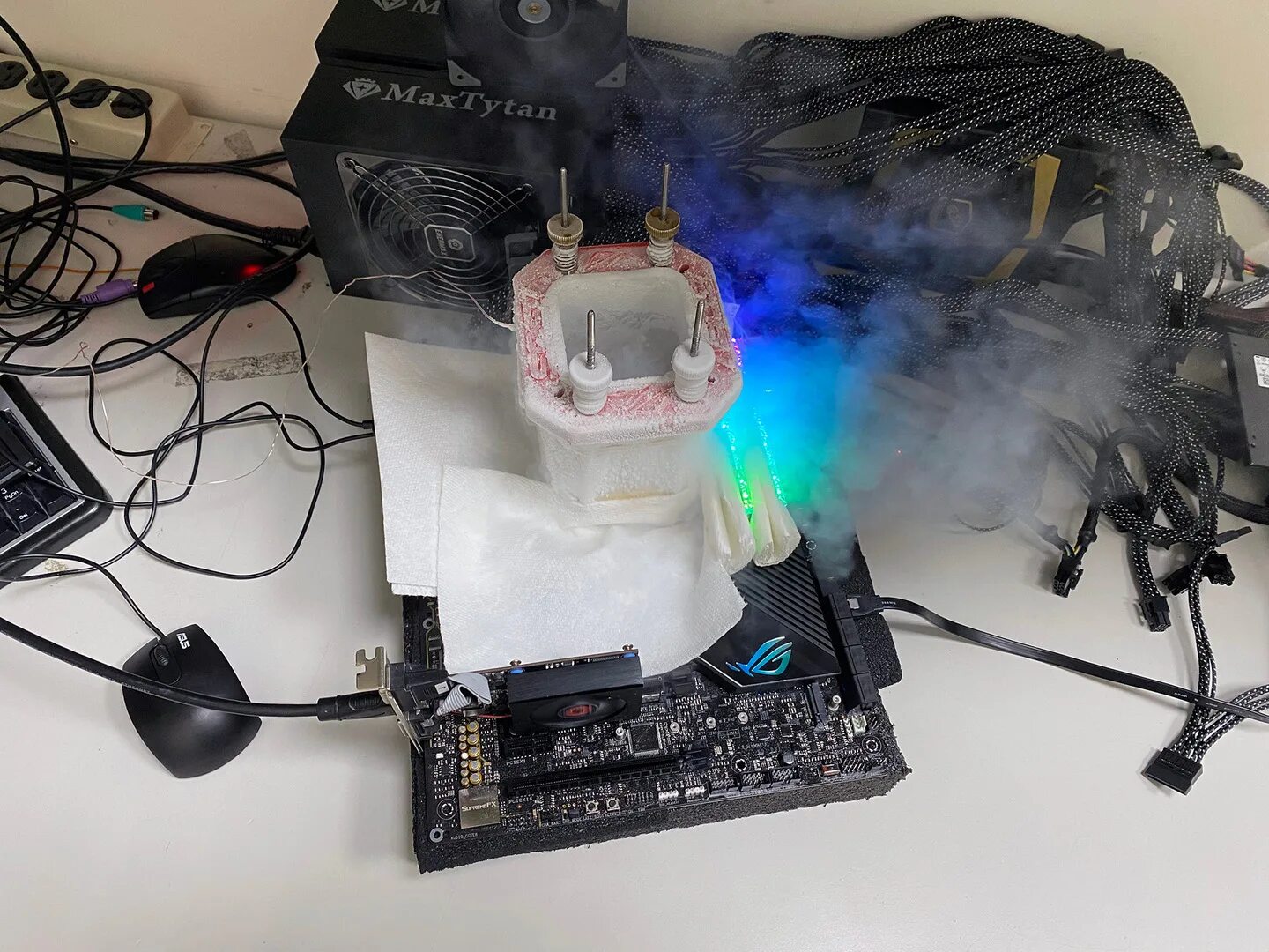Лучший кулер для ryzen 5 5600x. Охлаждение для ryzen 5 5600x. охлаждение для ryzen 5600x. самодельное охлаждение для amd x570 чипа. safedisk.