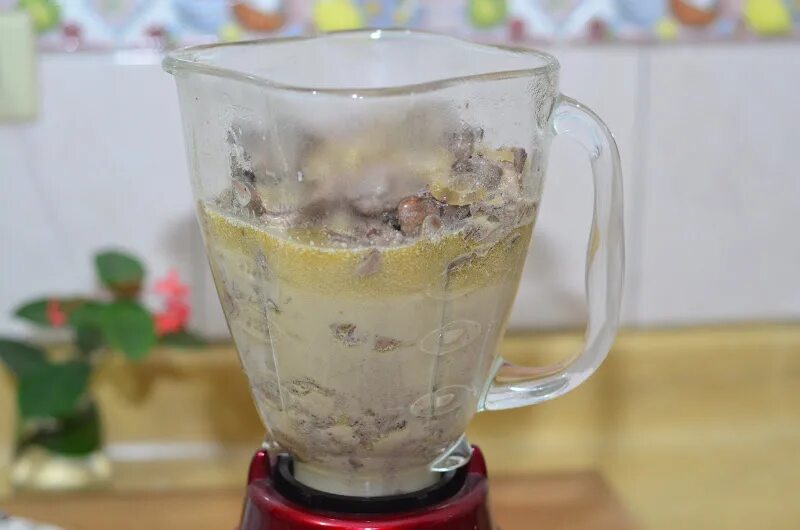 Паштет в блендере рецепты. Паштет в горшочке. Куриная печень через блендер. Паштет в блендере рецепты. Паштет из скумбрии горячего копчения.