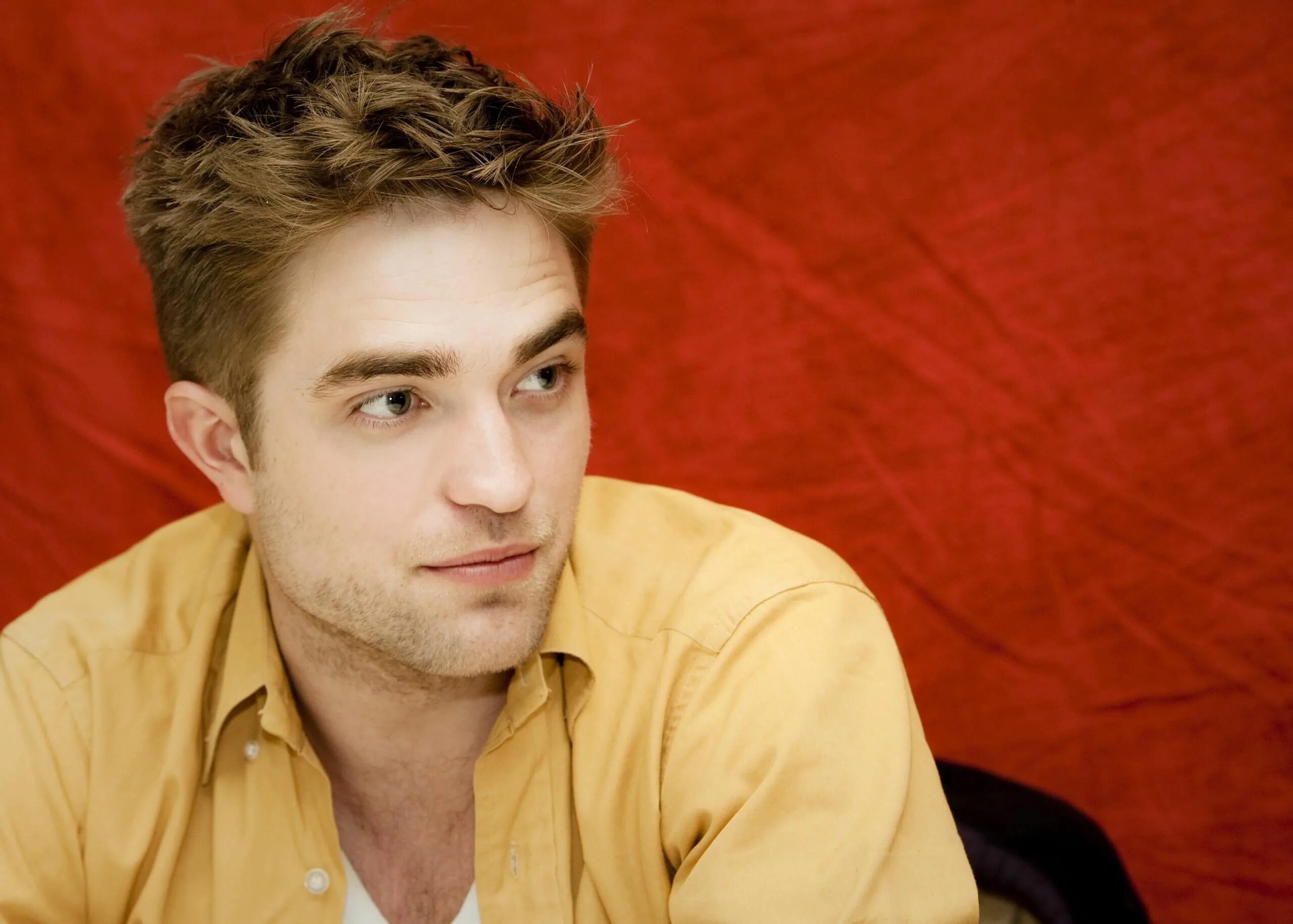 Moving actors. Роберт паттинсон в хорошем качестве. Moving actors. Moving actors. Роберт паттинсон в 10.