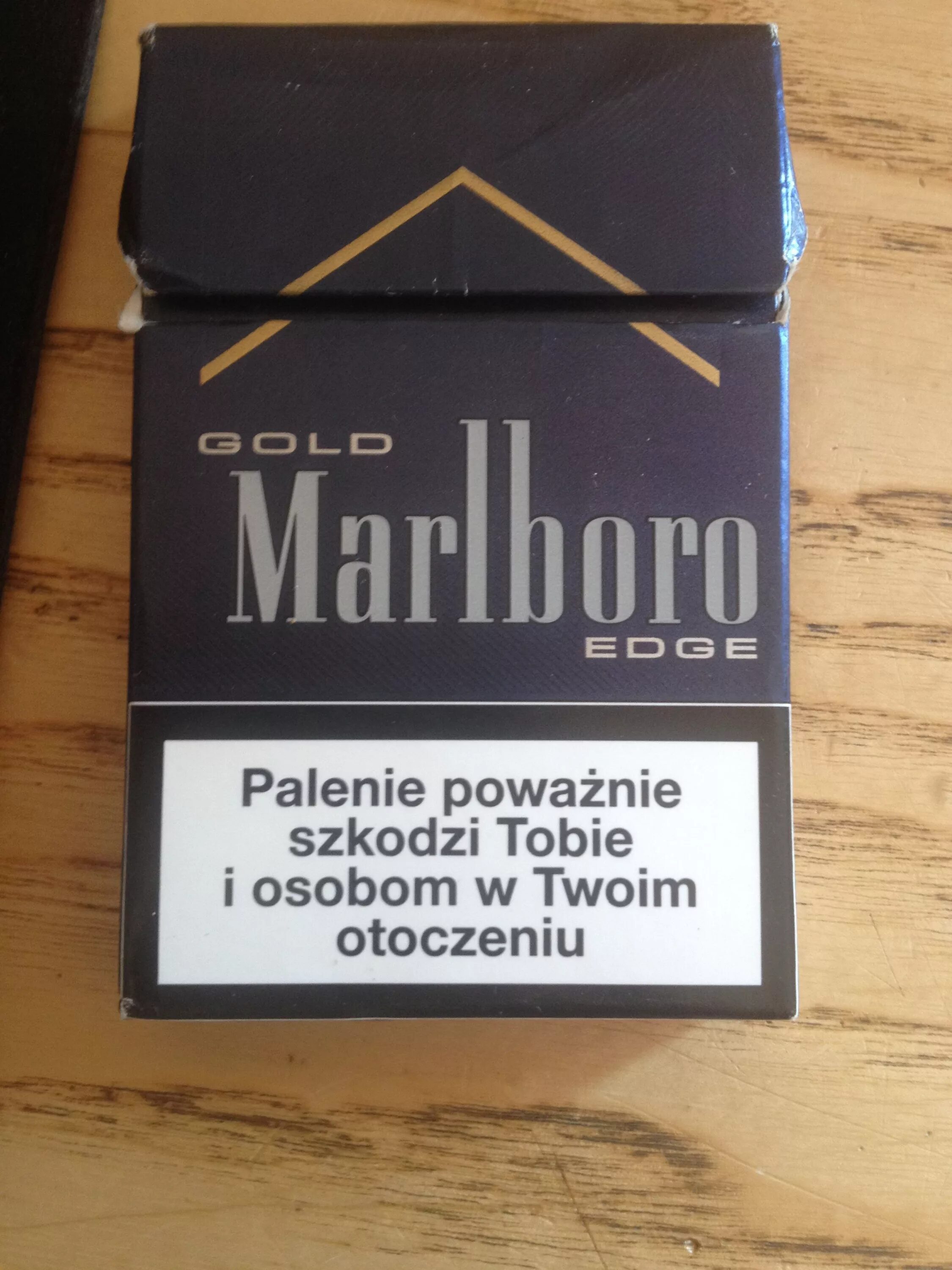 Сигареты Мальборо Голд. Marlboro Gold super Slim Edge. Сигареты Мальборо слим. Пачка сигарет Мальборо Голд. Мальборо тонкие