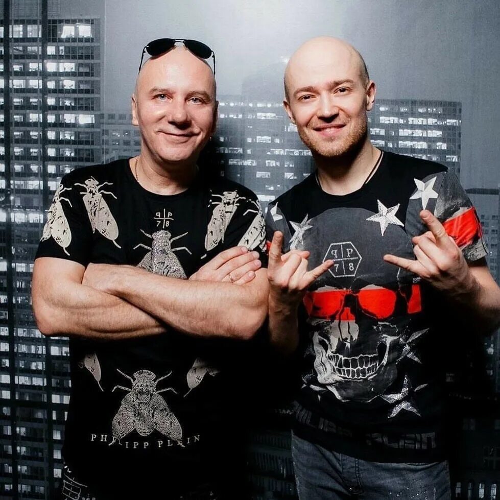 В среду в два группа. 02 звёзды. Группа би-2. В среду в два группа. Два егора вологда.