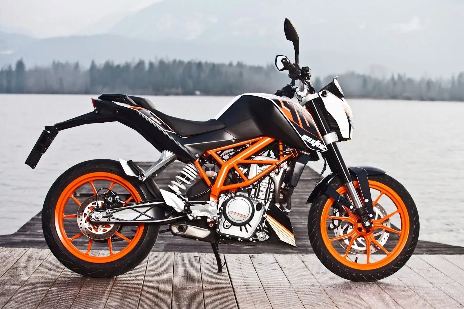 Мотоцикл KTM Duke 390. KTM Duke 390 2021. KTM Duke 200.