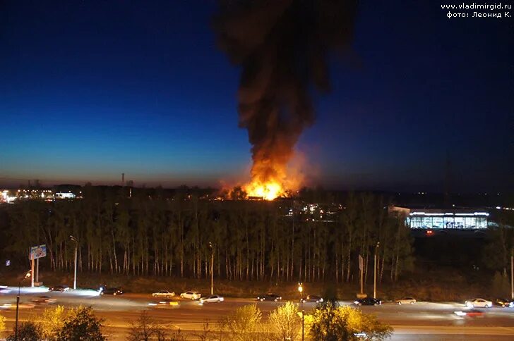 пожар на енисейской 22. пожар в глобусе пушкино. глобус горел. горит. глобус горел.