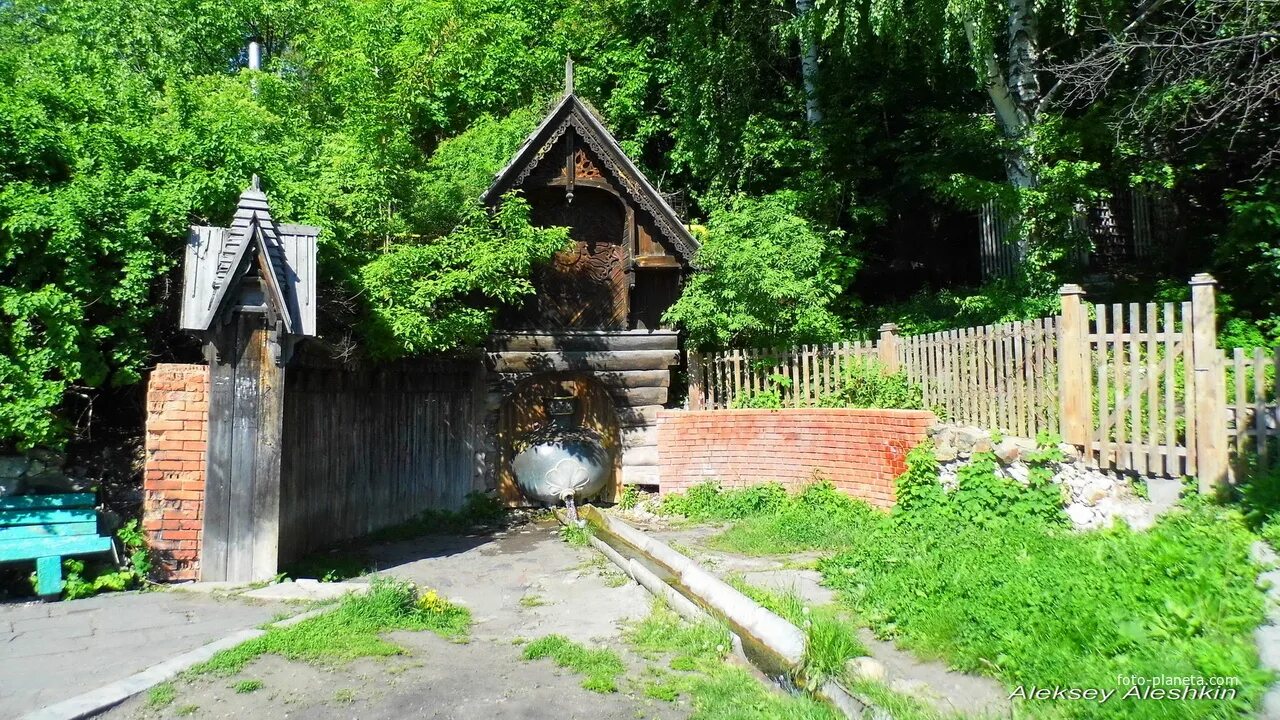Родник западная поляна пенза. Родник западная поляна пенза. Солдатский родник пенза. Солдатское озеро пенза. Самоварник пенза ресторан.