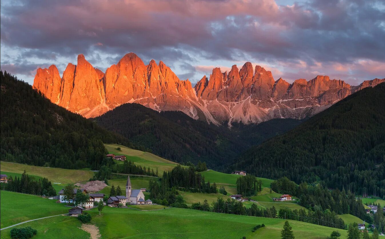 доломитовые альпы трентино-альто-адидже. секстенские доломиты, южный тироль, италия. санта маддалена доломиты. италия горы доломиты. доломитовые альпы швейцария.