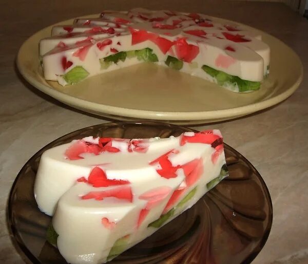 Торт с желе и сметаной битое стекло. Торт-желе «Самоцветы». Торт битое стекло. ЖЕЛЕЙНЫЙ торт битое стекло. Битое стекло торт со сметаной и желе.