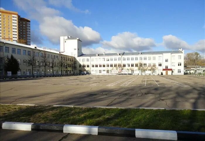 Хамовнический плац. Плац москва. Хамовнический плац. Строевой плац. Плац фото.
