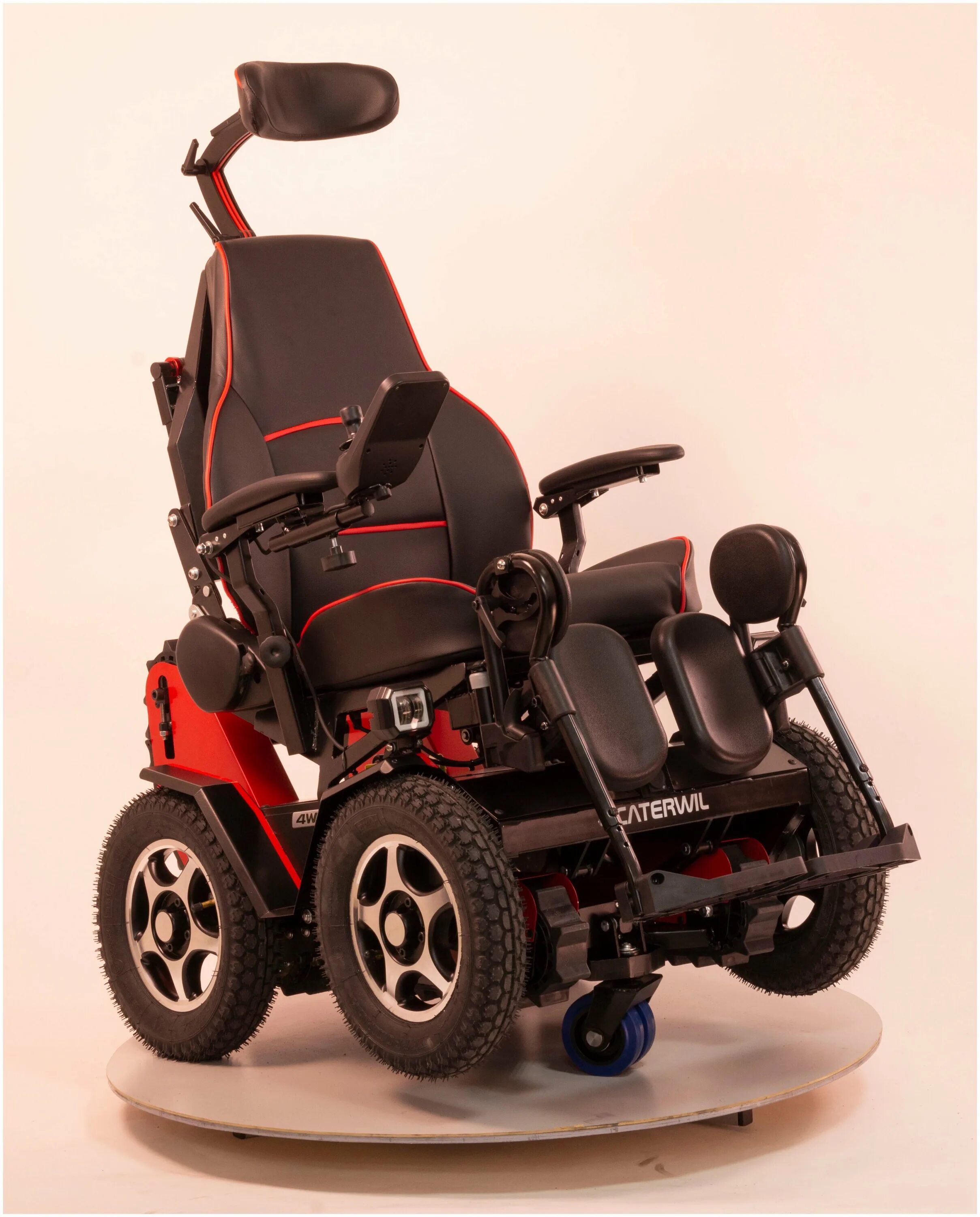 инвалидная коляска с электроприводом caterwil gts. Caterwil gts 4wd. Caterwil gts 4wd коляска. инвалидное кресло-коляска вездеход ступенькоход caterwil gts 4wd lux. Caterwil gts 4wd.