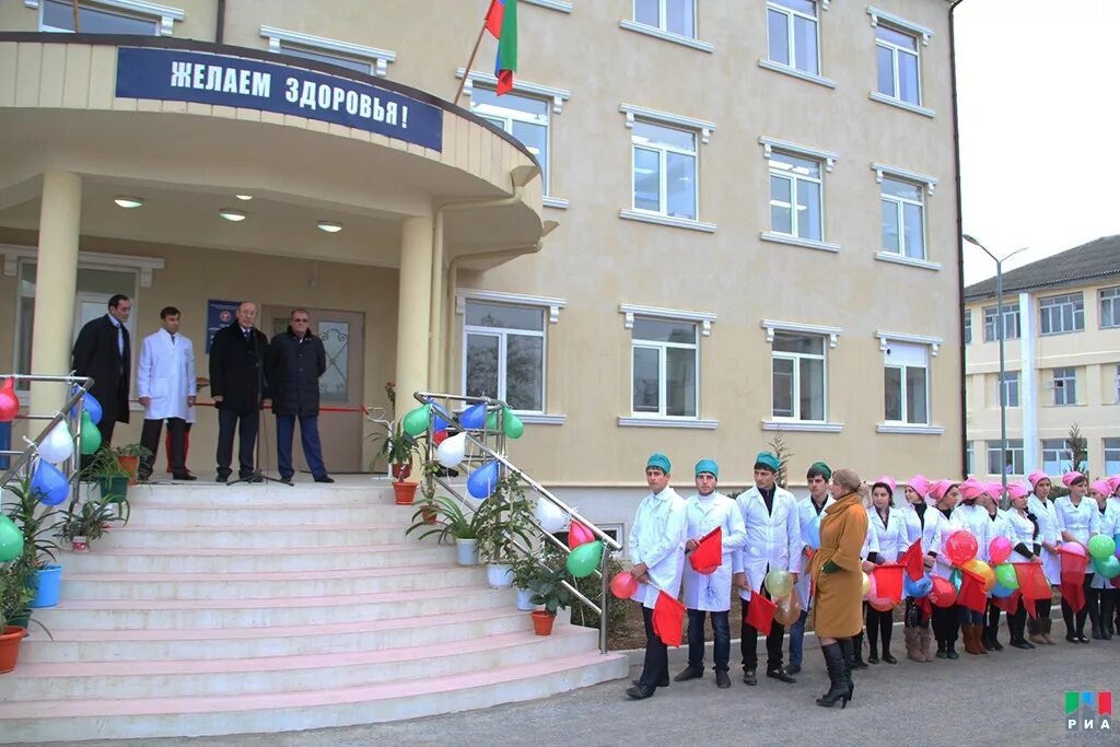 Роддом дербент. Центральная больница дербент шеболдаева. Дербент роддом центральный. Новый роддом город дербент. Гбу рд дербентская цгб.