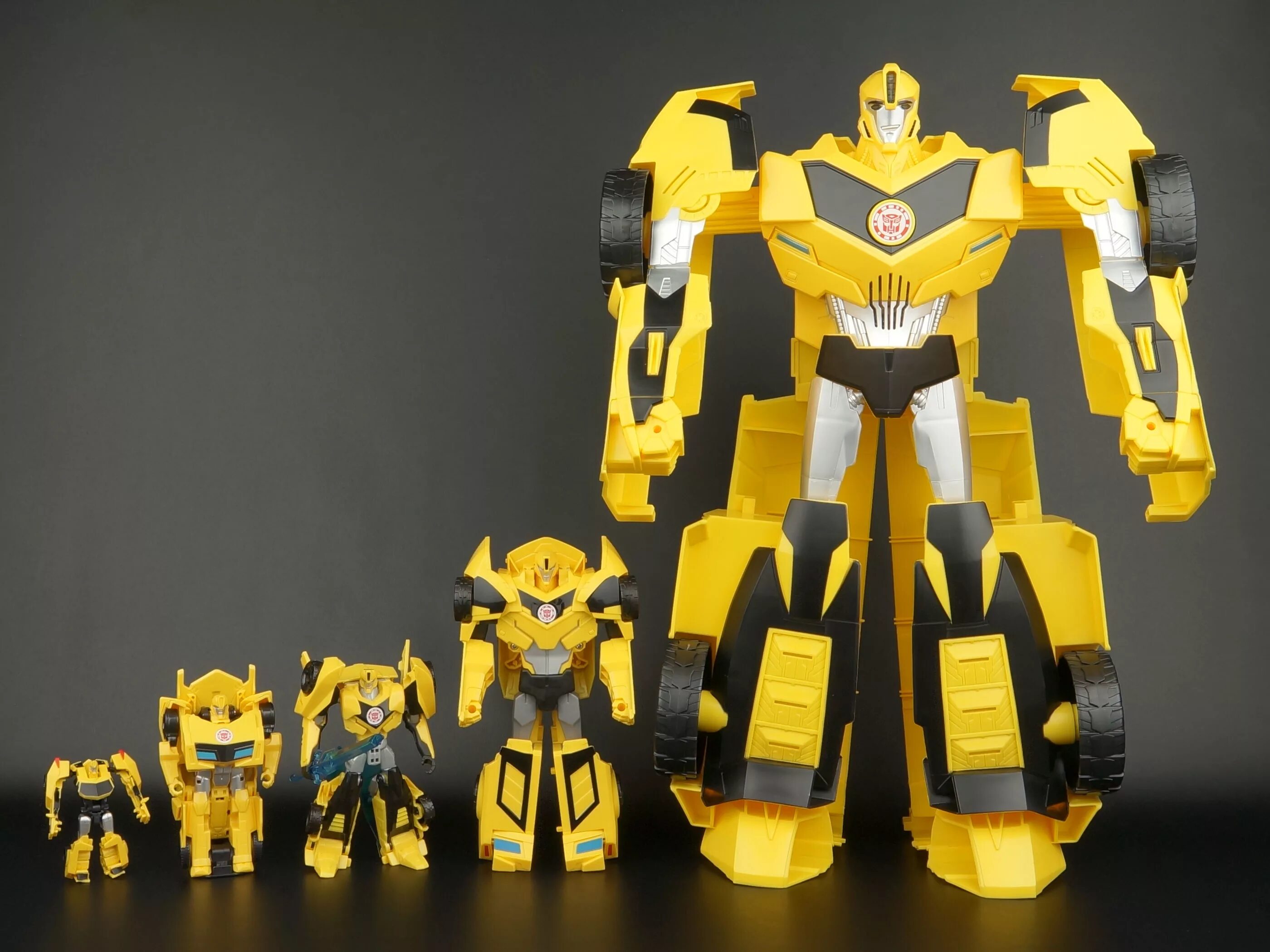 Бамблби игрушка купить. Трансформер Hasbro Bumblebee. Большой робот Бамблби Bumblebee трансформер. Transformers Robots in Disguise Bumblebee. Робот-трансформер Hasbro Transformers Бамблби. Супер мега b0757.