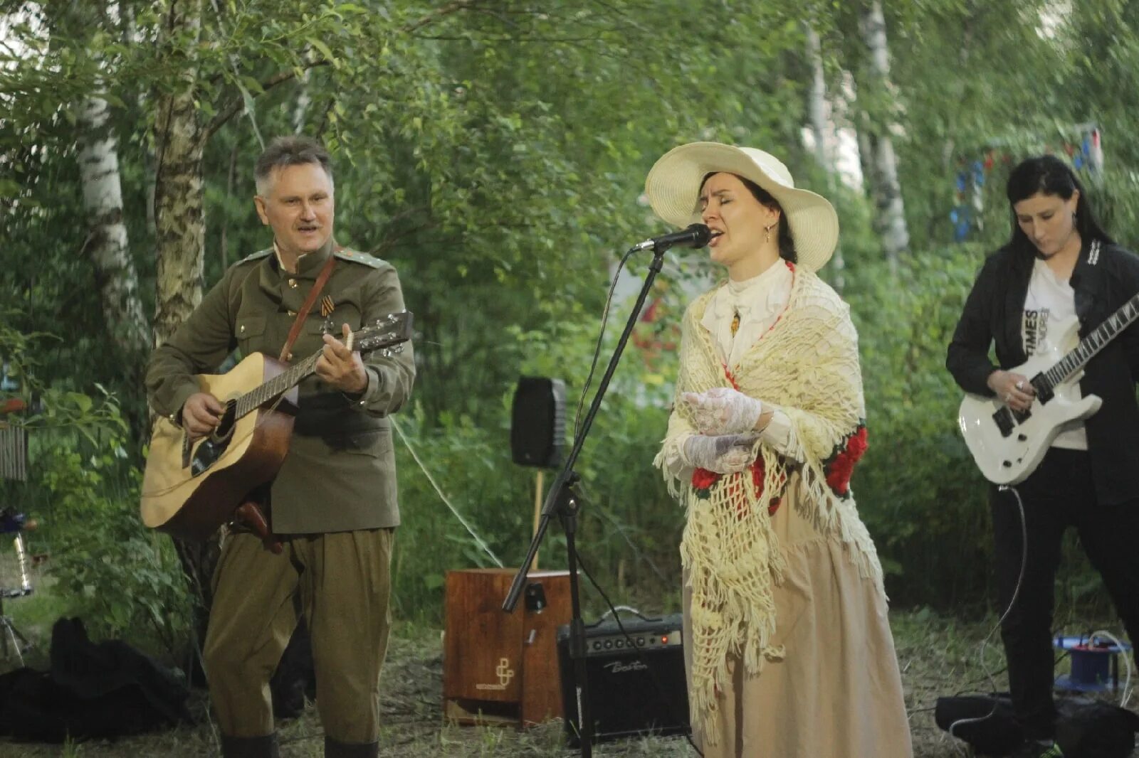 романс тихо. тихо так тихо ноты. эмская. зимняя дорога цыганский романс. шишкин ночь светла ноты для фортепиано.