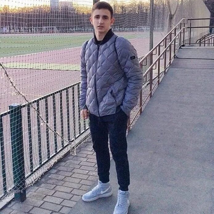 Михаил литвин 2019. Литвин. Михаил литвин блоггер. Сколько лет лит. Михаил литвин на аву.