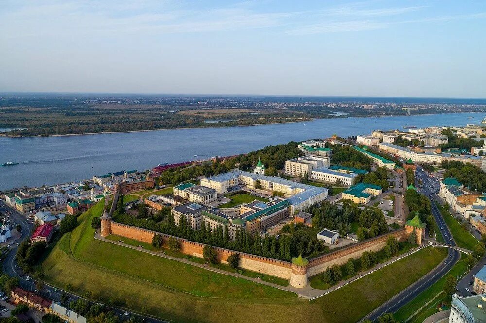 В каком новгороде находится кремль. Нижний новгород кремль с высоты птичьего полета. нижегородский кремль нижний новгород с высоты. нижний новгород кремль и волга. нижегородский кремль нижний новгород вид сверху.