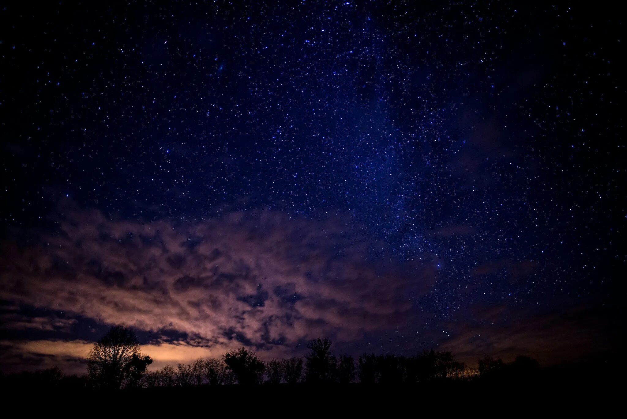 Облака звезды ночь. Ночное небо. Красивое ночное небо. Звездное небо. Ночное небо со звездами.